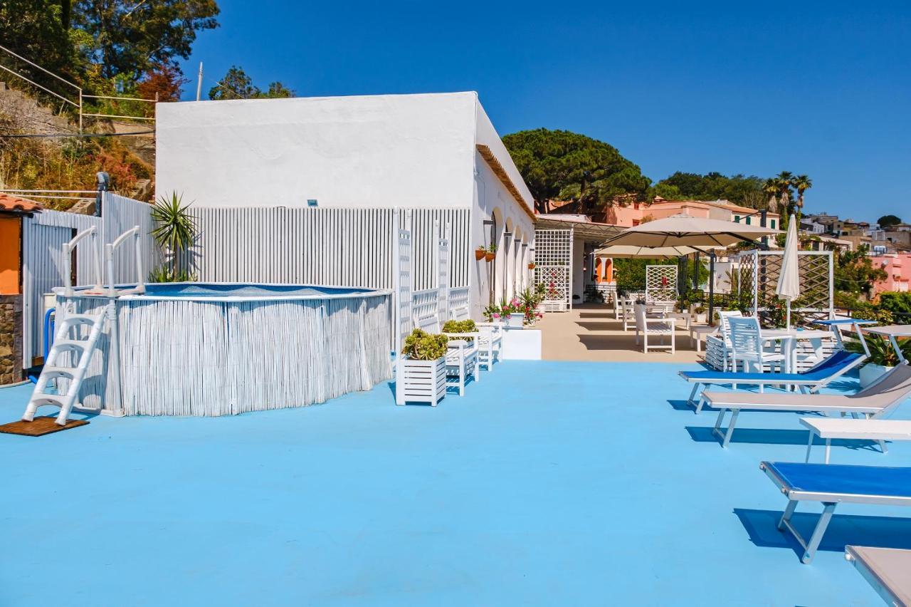 Appartement Le Terrazze Sul Mare à Isola di Ustica Extérieur photo