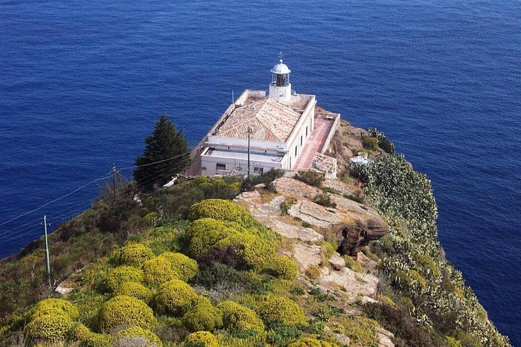 Appartement Le Terrazze Sul Mare à Isola di Ustica Extérieur photo