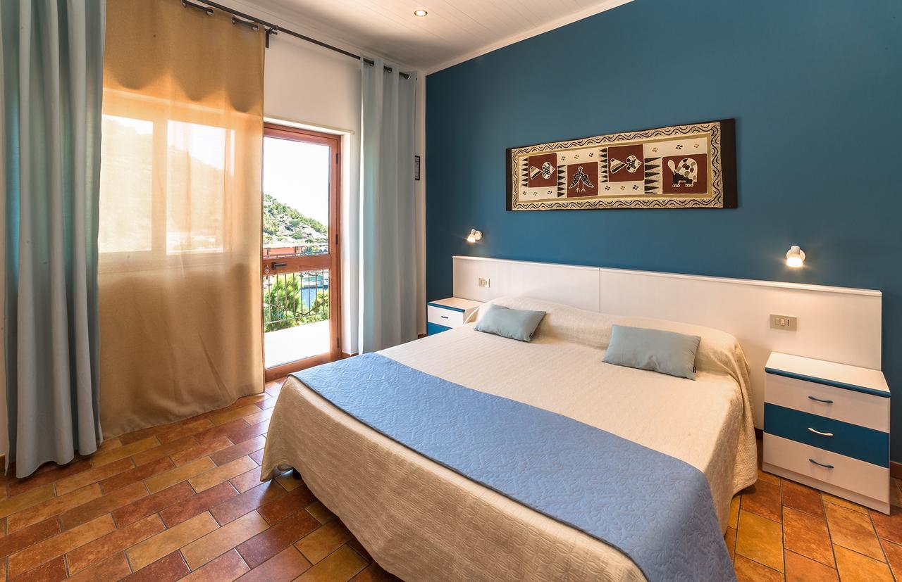 Appartement Le Terrazze Sul Mare à Isola di Ustica Extérieur photo