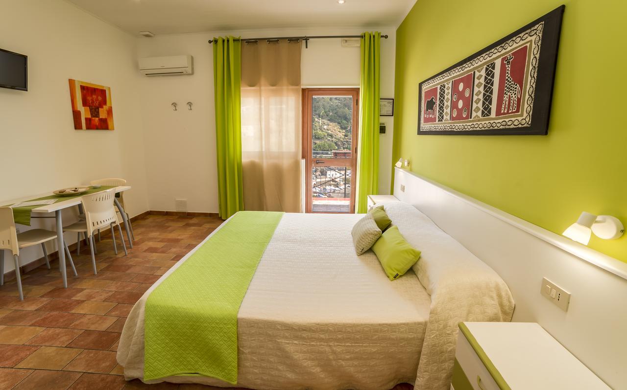 Appartement Le Terrazze Sul Mare à Isola di Ustica Extérieur photo